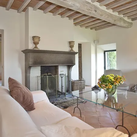 Villa La Maccinaia By Salogi Monte Benichi